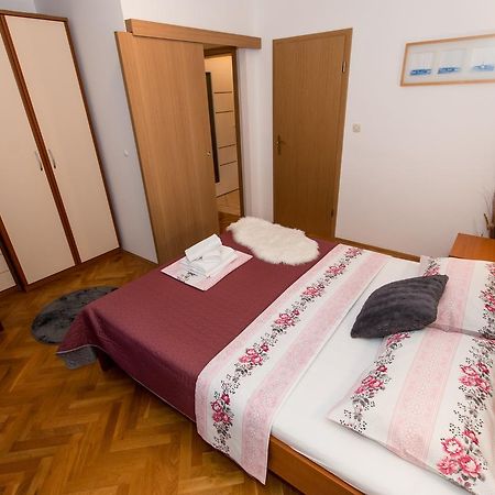 Seaview Apartment Slavica Brela Exterior foto